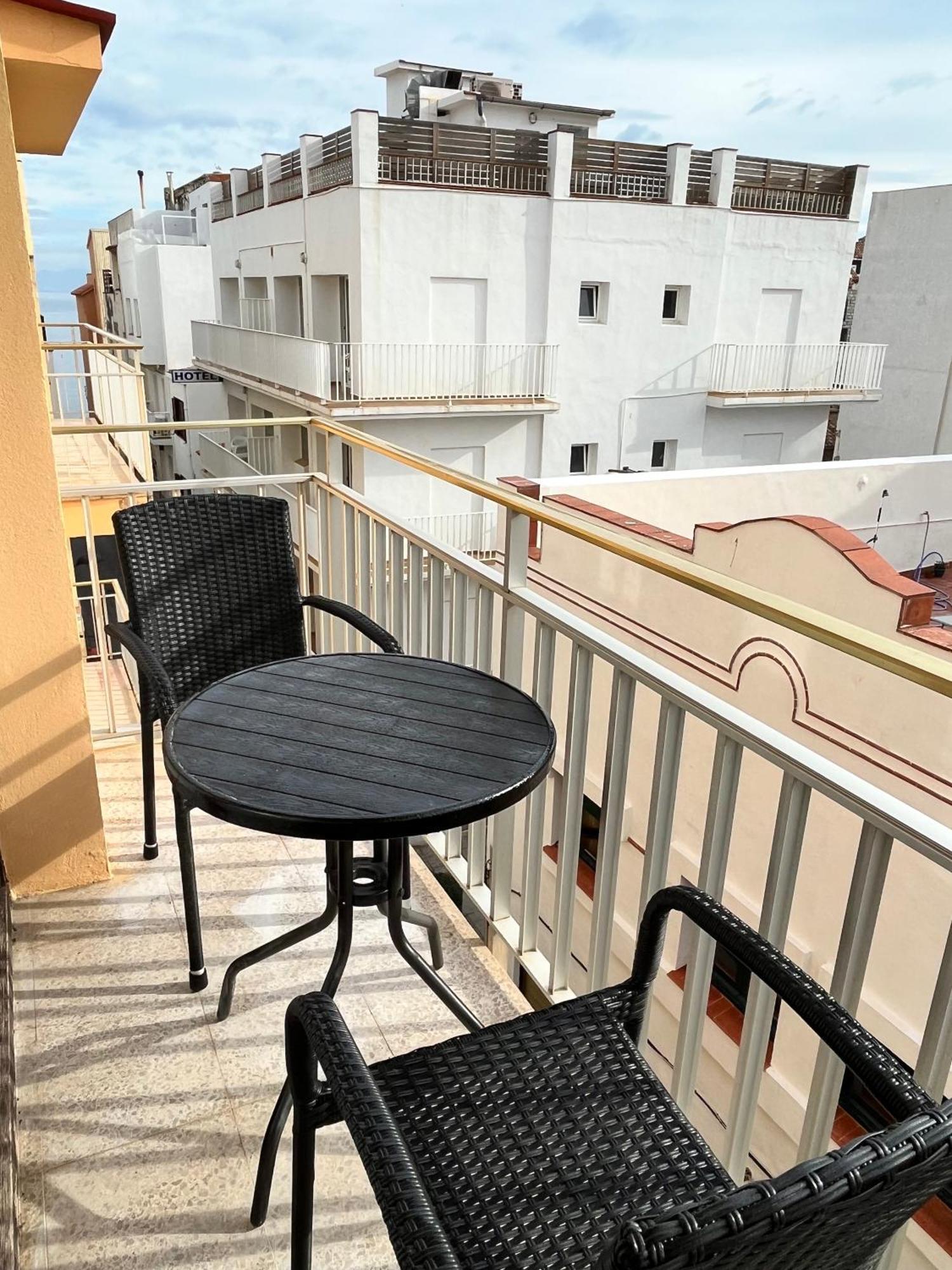 Appartement Ideal Centre Historique L' Escala Ngoại thất bức ảnh